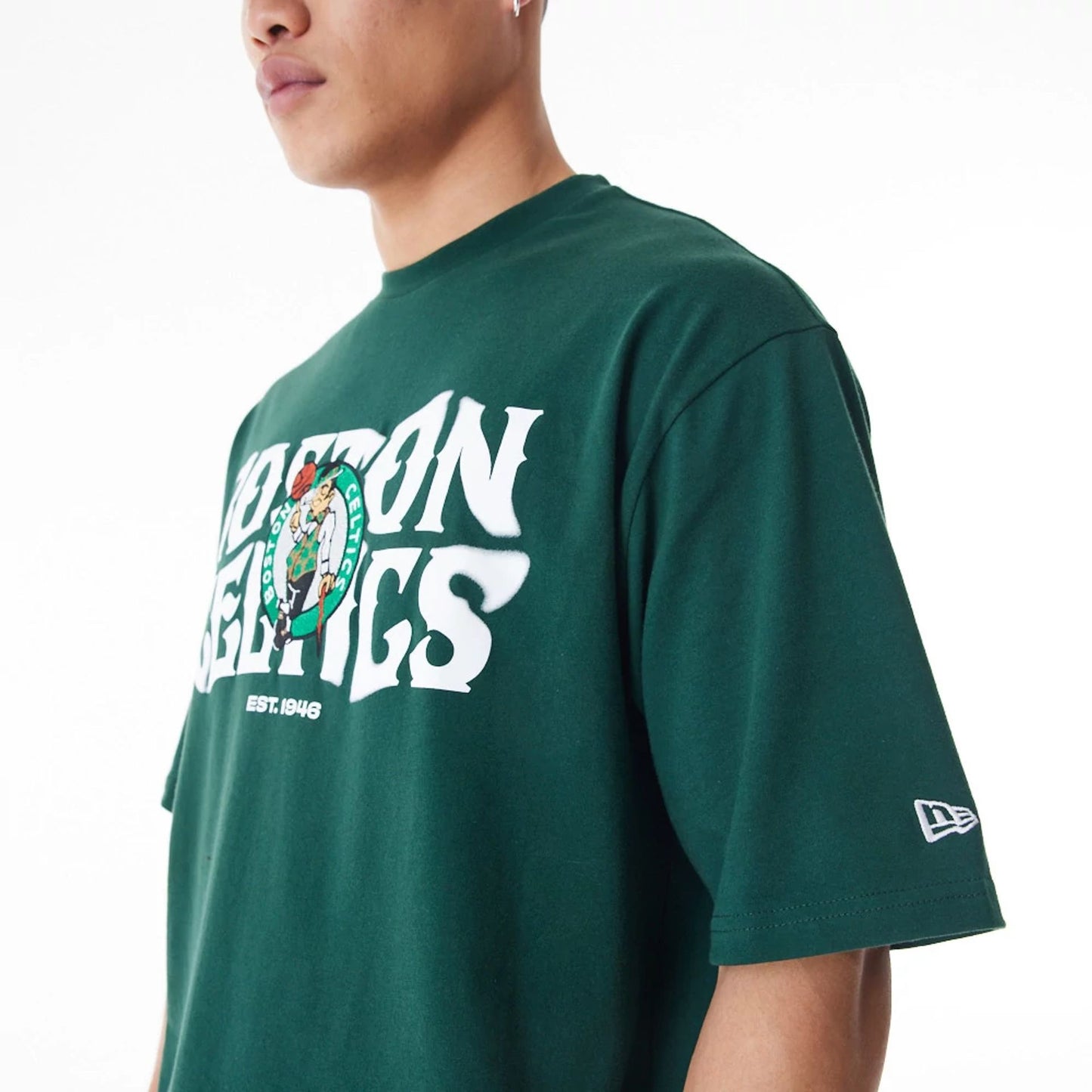 The Male model is wearing Boston Celtics NBA Graphic Dark Green Oversized T-Shirt  5