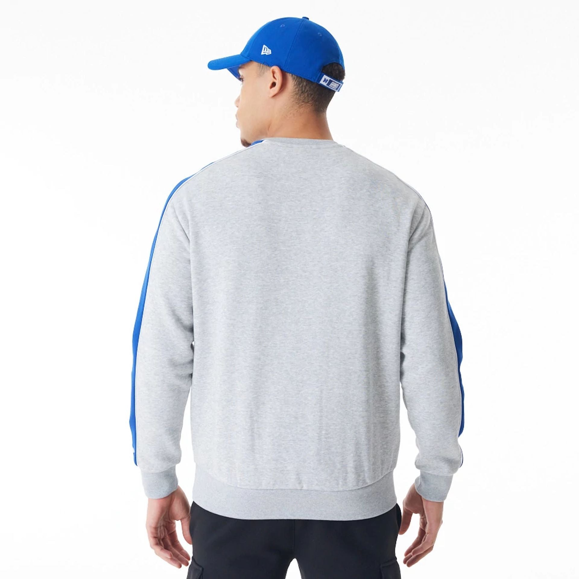 The Male model is wearing New York Giants NFL Graphic Grey Crew Neck Sweater  8