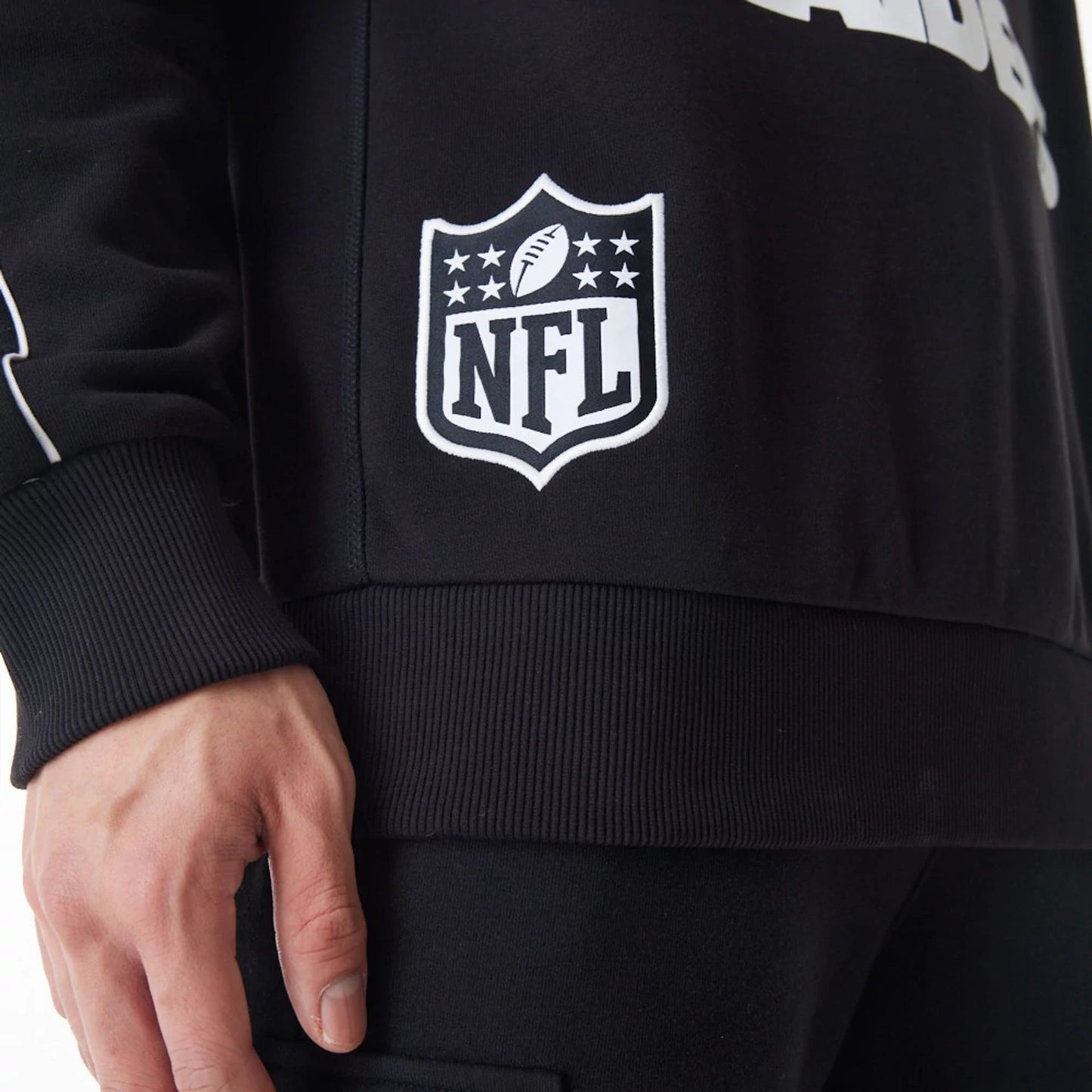 The Male model is wearing Las Vegas Raiders NFL Graphic Black Crew Neck Sweater  6