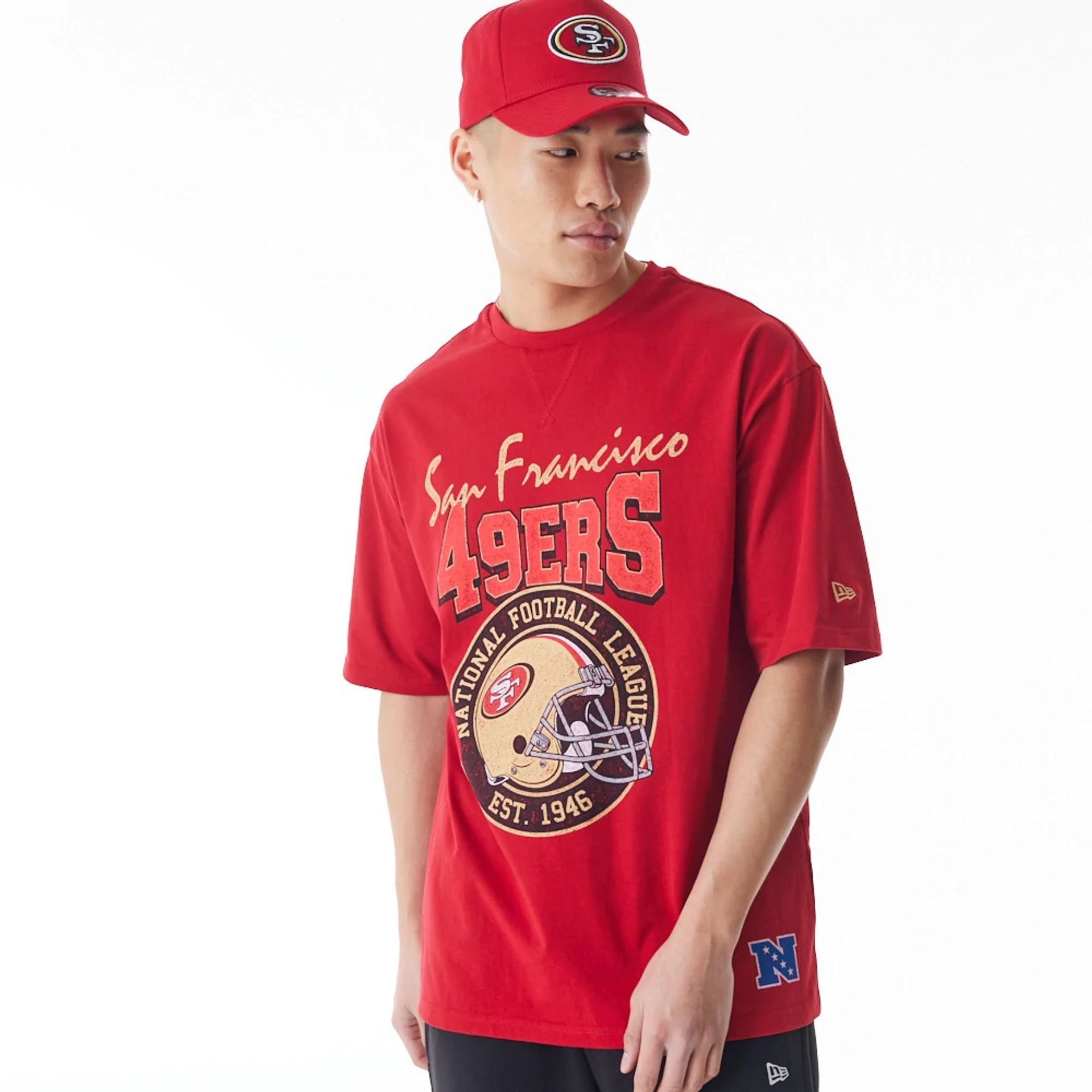 The Male model is wearing San Francisco 49ers NFL Helmet Graphic Red Oversized T-Shirt  3