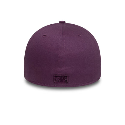 This is a New York Yankees League Essential Dark Purple 39THIRTY Stretch Fit Cap 4