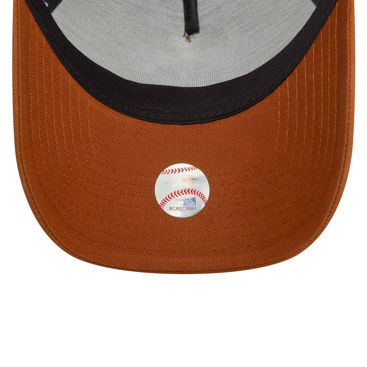 This is a New York Yankees League Essential Brown 9FORTY E-Frame Trucker Cap 5