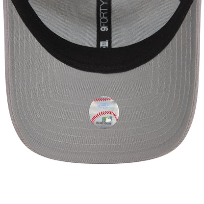 This is a New York Yankees Cord Patch Grey 9FORTY Adjustable Cap 5