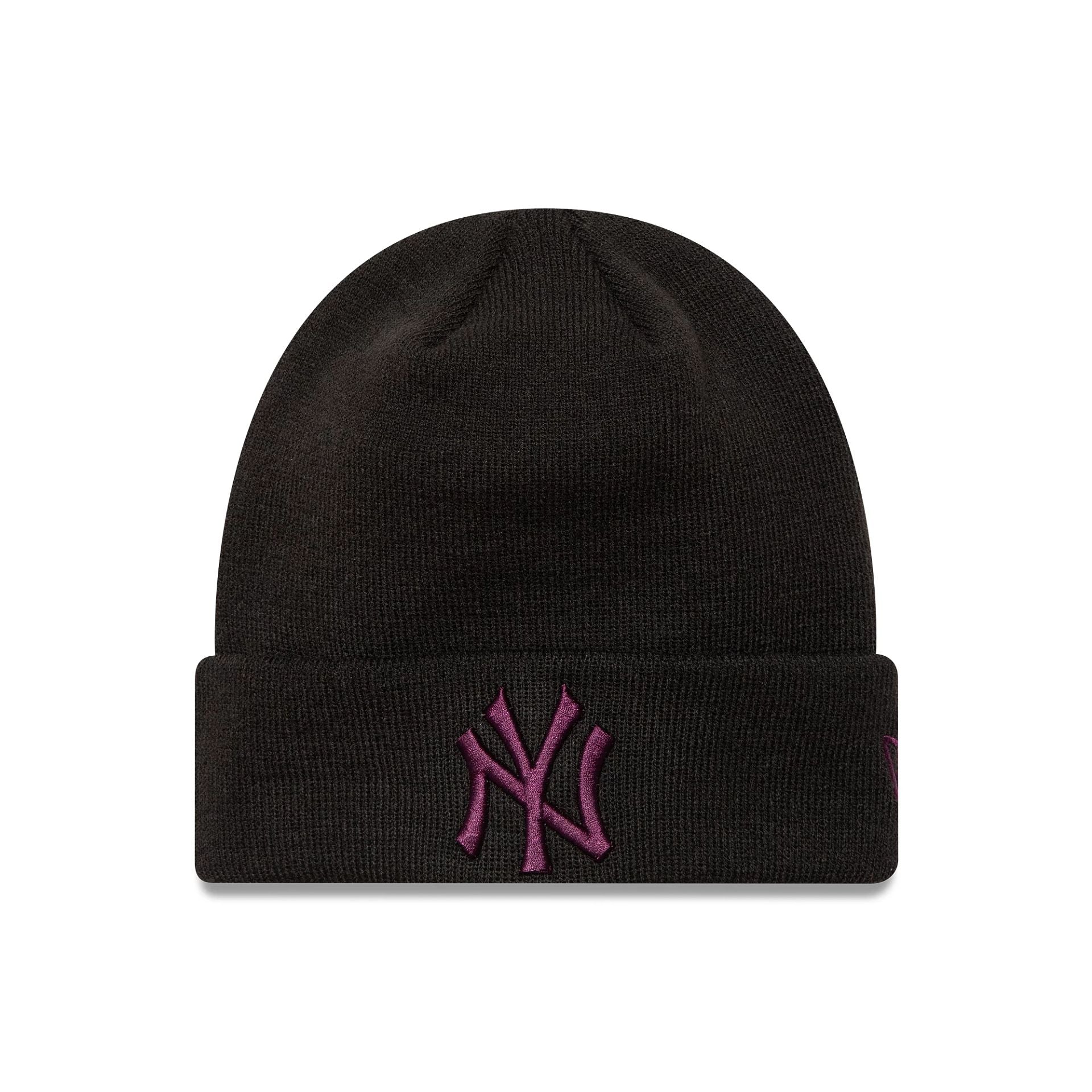 This is a New York Yankees League Essential Black Cuff Knit Beanie Hat 1