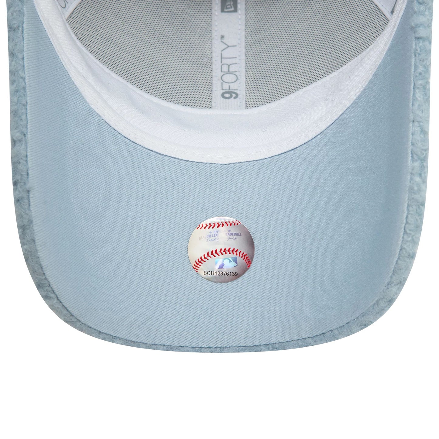 This is a New York Yankees Womens Borg Pastel Blue 9FORTY Adjustable Cap 5