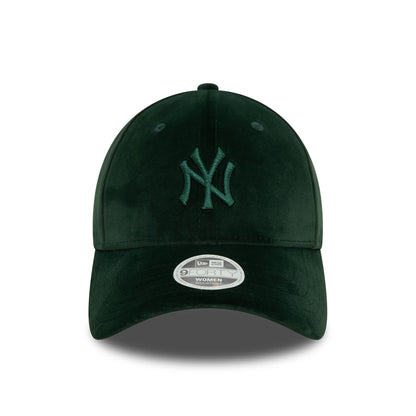 This is a New York Yankees Womens Velour Midi Dark Green 9FORTY Adjustable Cap 2