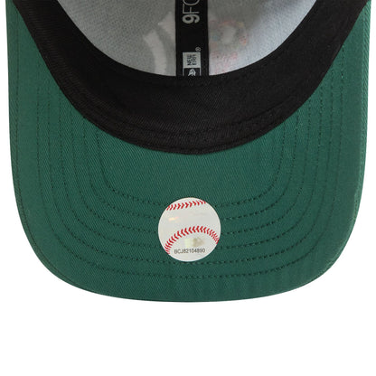 This is a New York Yankees Toddler Icon Green 9FORTY Adjustable Cap 6