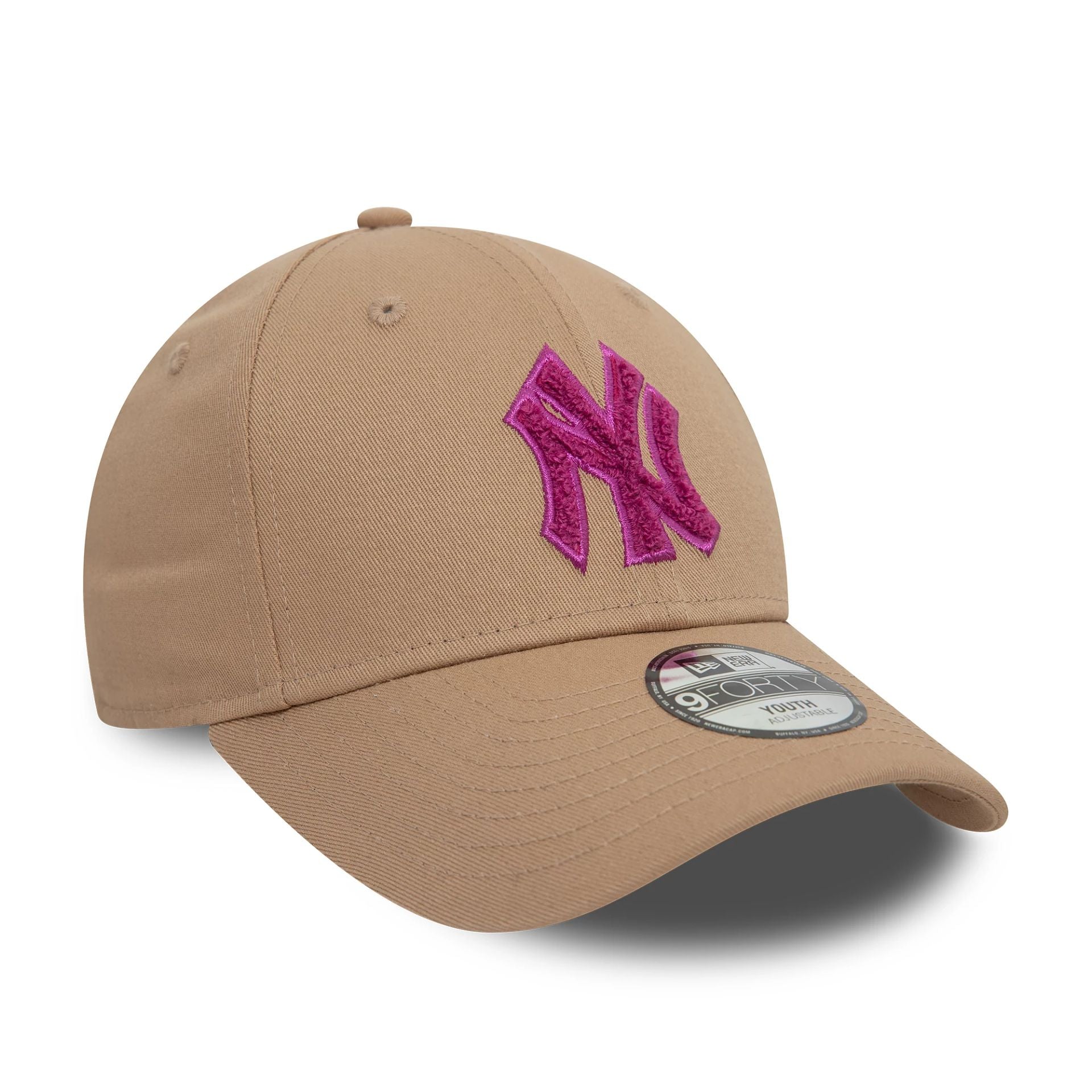 This is a New York Yankees Youth Boucle Beige 9FORTY Adjustable Cap 3