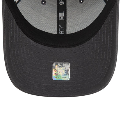 This is a Las Vegas Raiders Metallic Outline Dark Grey 9FORTY Adjustable Cap 5