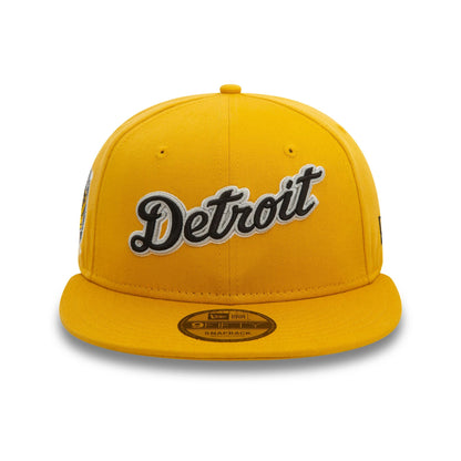 This is a Detroit Tigers Wordmark Patch Dark Yellow 9FIFTY Snapback Cap 2