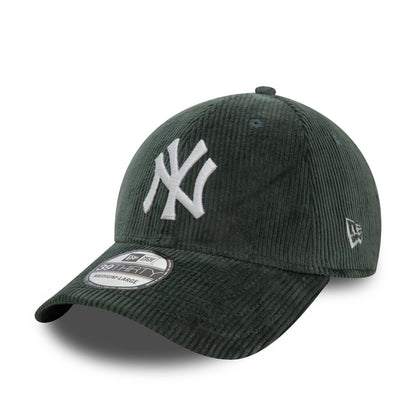 This is a New York Yankees Cord Dark Green 39THIRTY Stretch Fit Cap 1