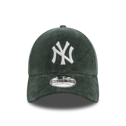 This is a New York Yankees Cord Dark Green 39THIRTY Stretch Fit Cap 2