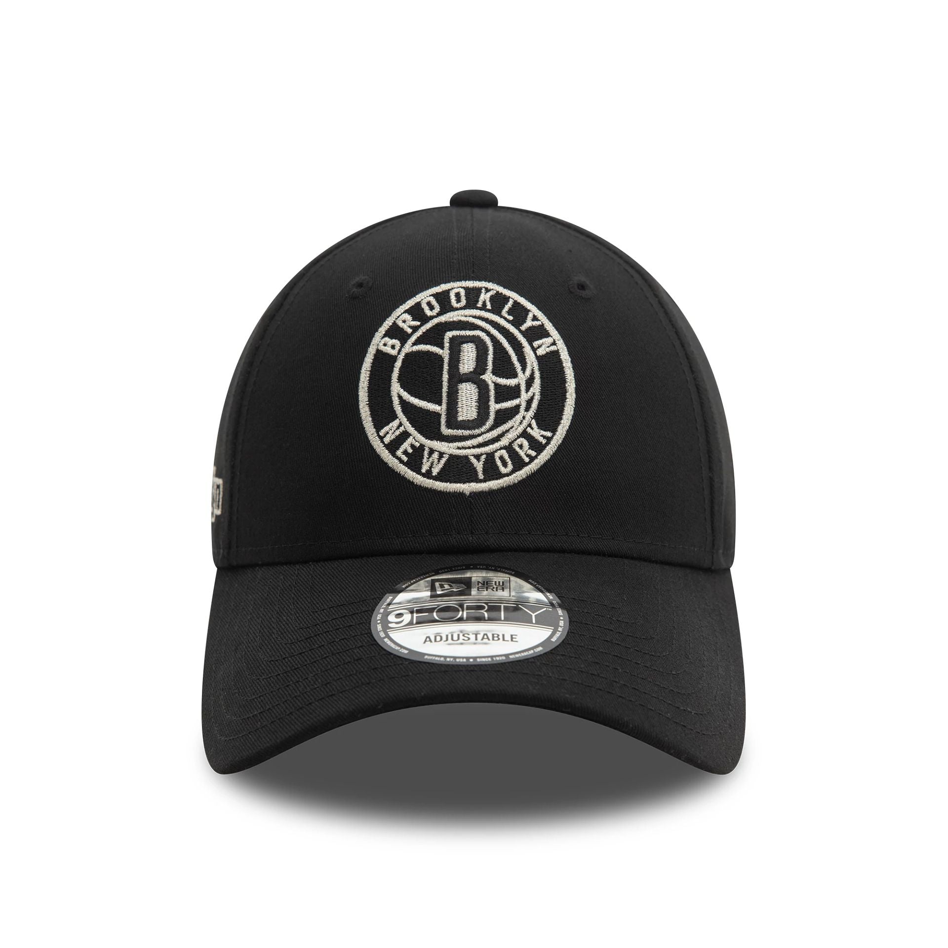 This is a Brooklyn Nets NBA Metallic Black 9FORTY Adjustable Cap 2