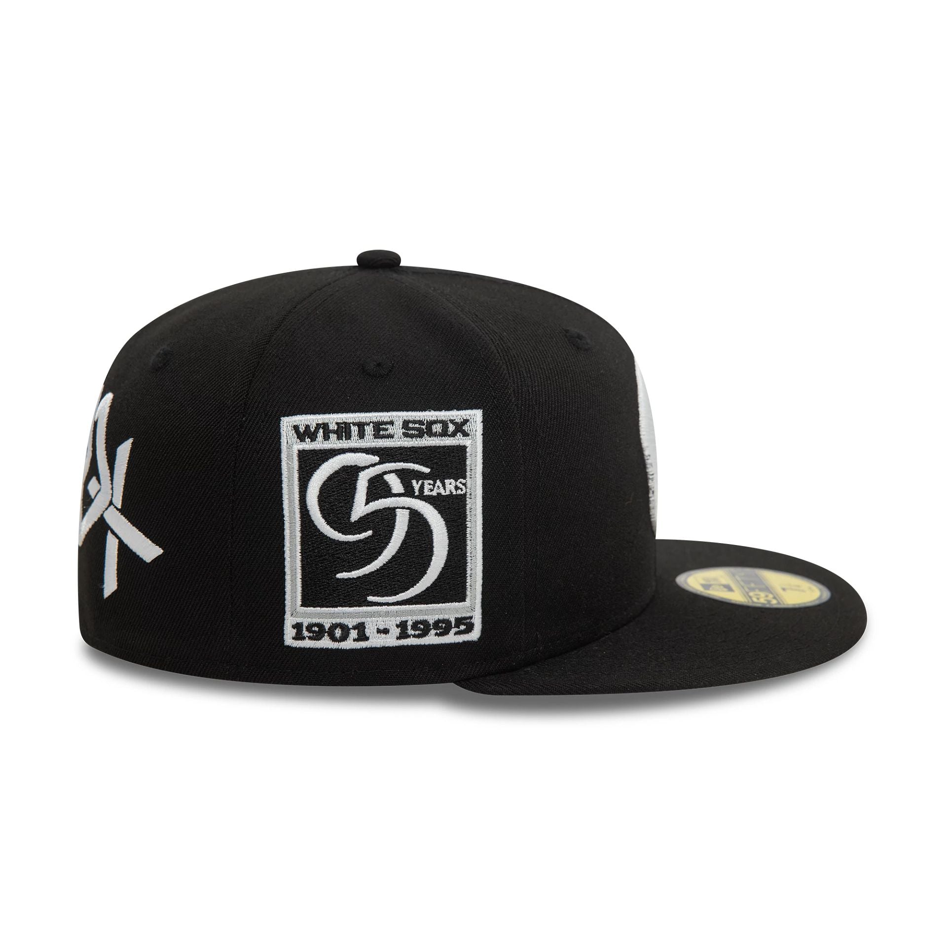 This is a Chicago White Sox MLB Cooperstown Patch Black 59FIFTY Fitted Cap 5