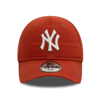 This is a New York Yankees Infant League Essential Red 9FORTY Adjustable Cap 2