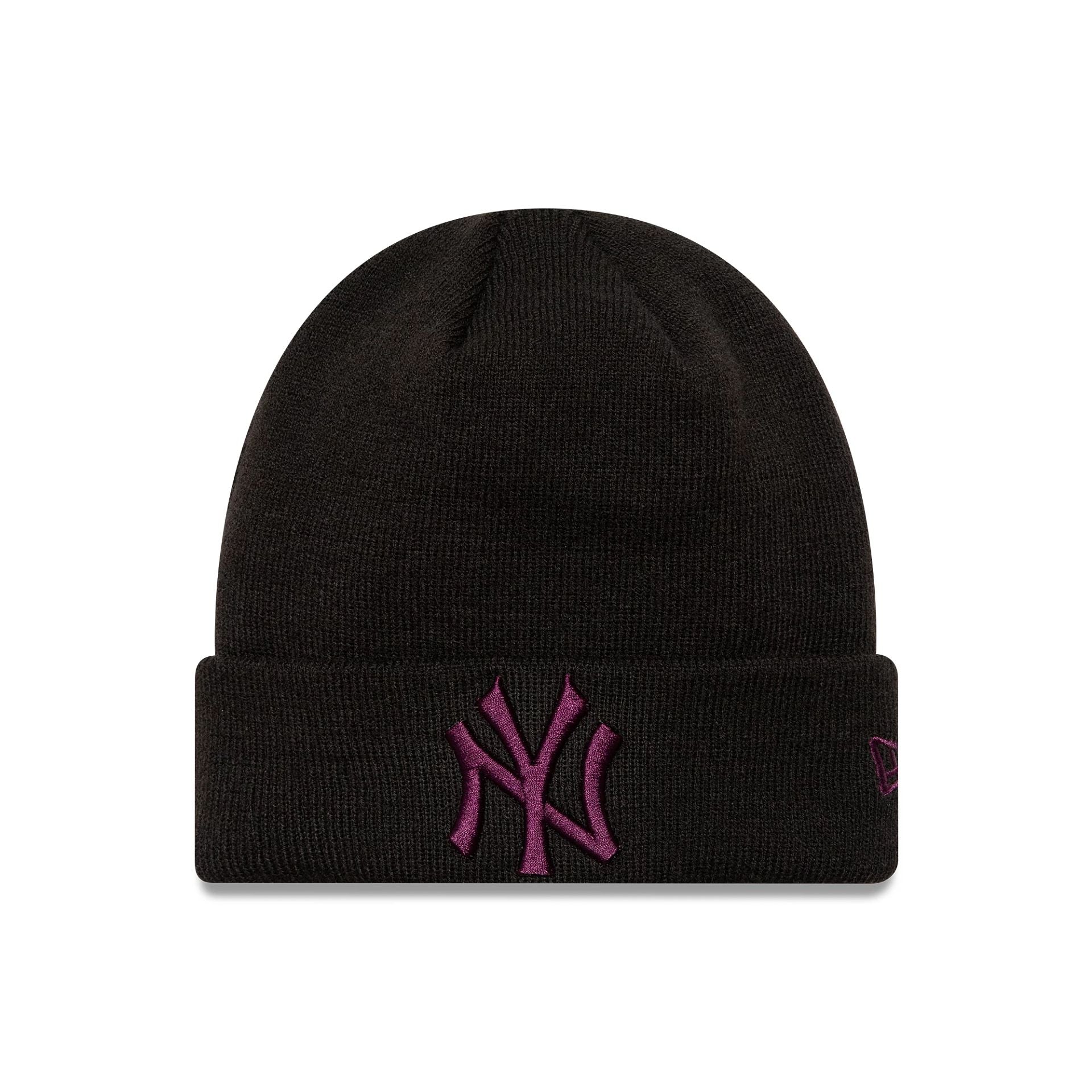 This is a New York Yankees Youth League Essential Black Cuff Knit Beanie Hat 1