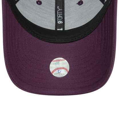 This is a New York Yankees Youth Metallic Dark Purple 9FORTY Adjustable Cap 5