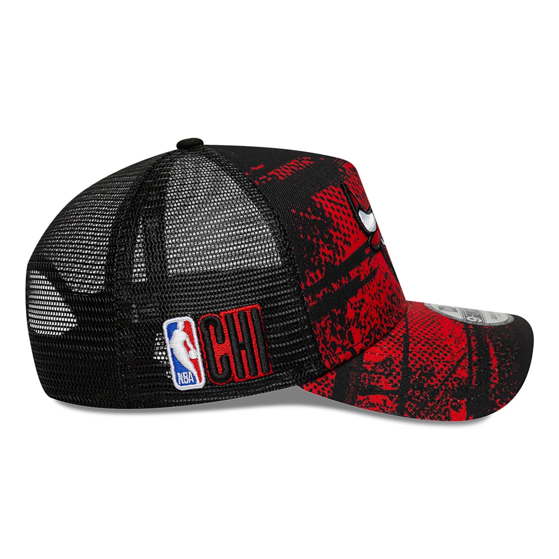 This is a Chicago Bulls NBA Tip Off Black 9FORTY A-Frame Adjustable Cap 6