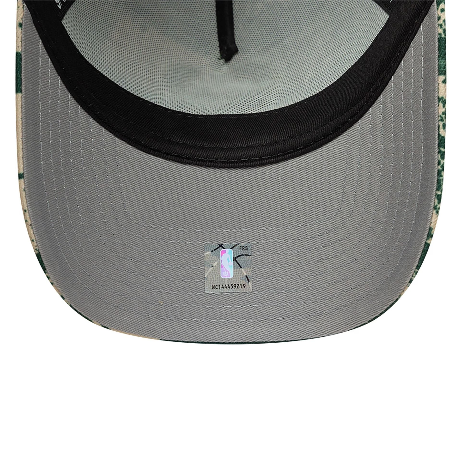 This is a Milwaukee Bucks NBA Tip Off Dark Green 9FORTY A-Frame Adjustable Cap 2