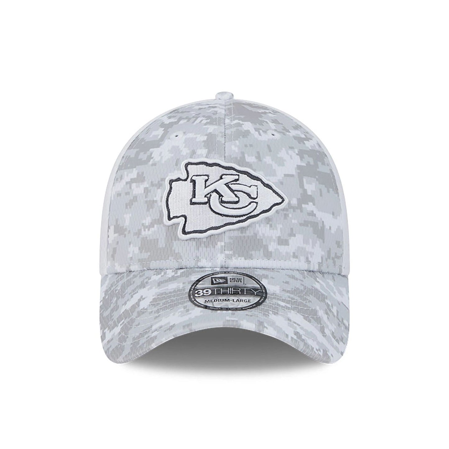 This is a Kansas City Chiefs NFL Salute To Service 2024 White 39THIRTY Stretch Fit Cap 3