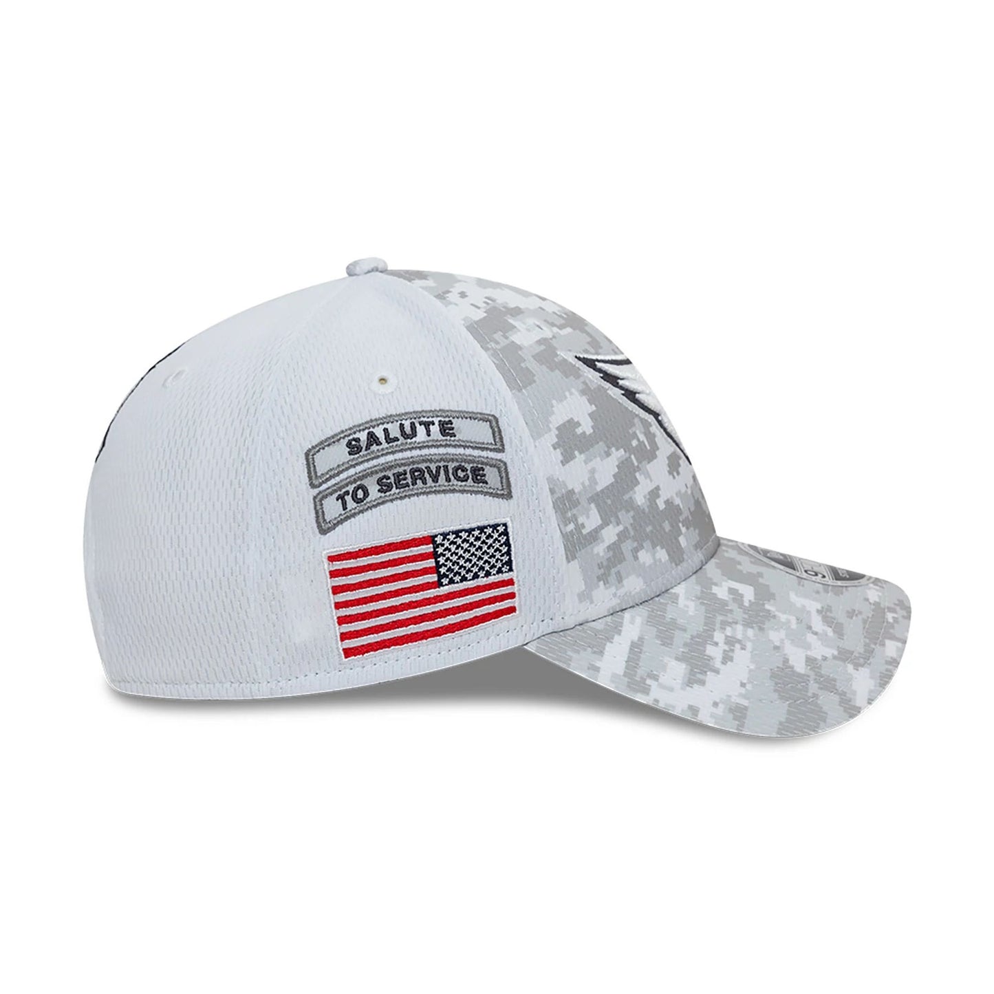 This is a Arizona Cardinals NFL Salute To Service 2024 White 9FORTY Stretch Snap Adjustable Cap 6