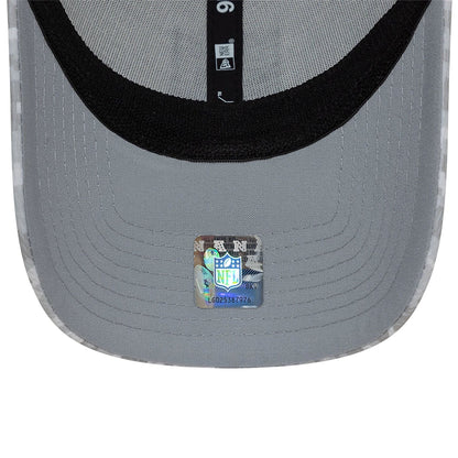 This is a NFL Official Logo NFL Salute To Service 2024 White 9FORTY Stretch Snap Adjustable Cap 2