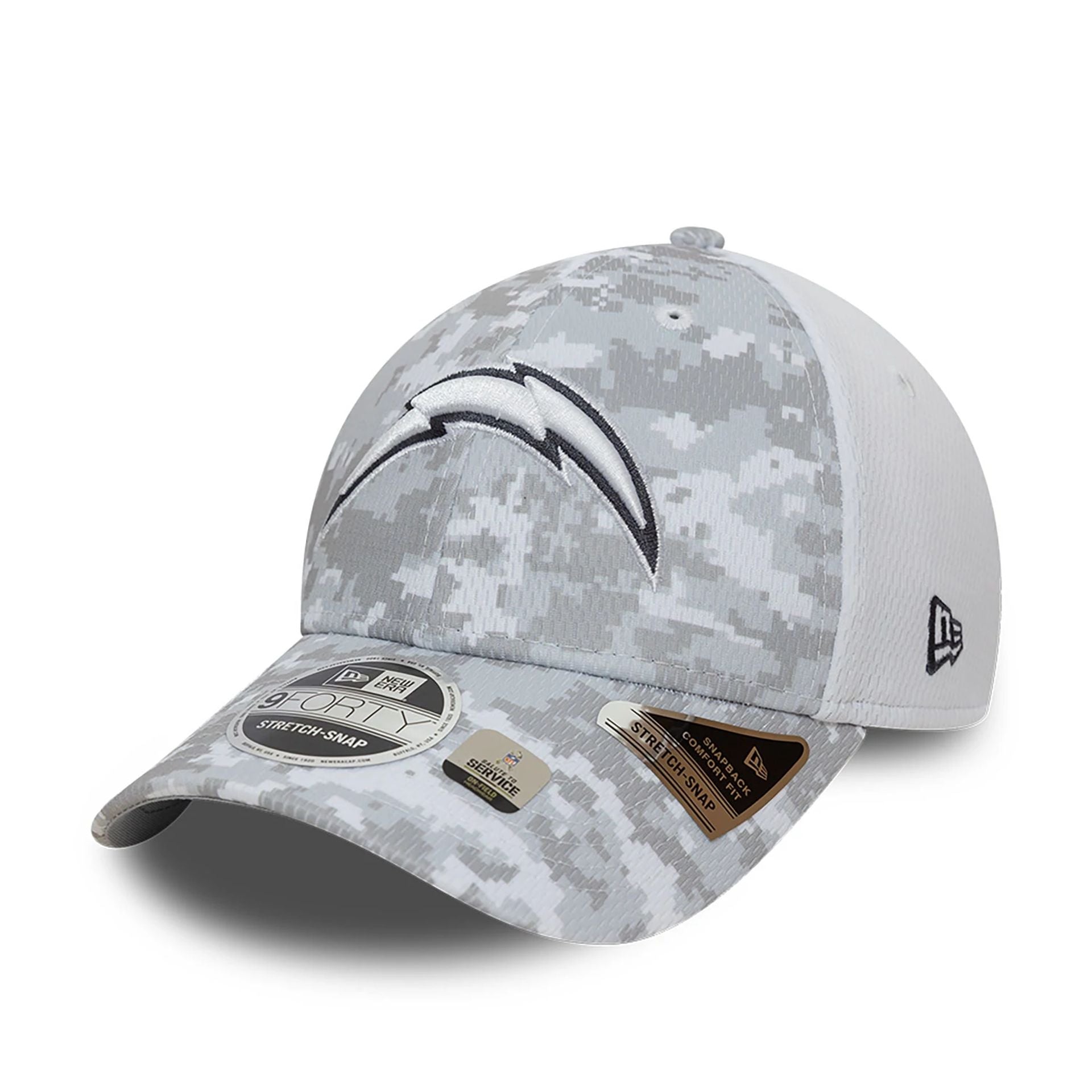 This is a LA Chargers NFL Salute To Service 2024 White 9FORTY Stretch Snap Adjustable Cap 4