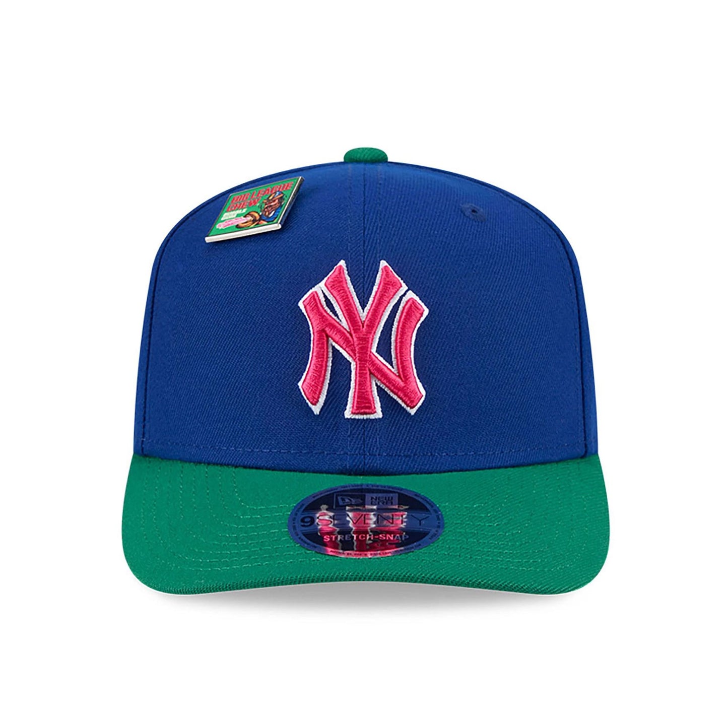 This is a New York Yankees Big League Chew Blue 9SEVENTY Stretch Snap Cap 3