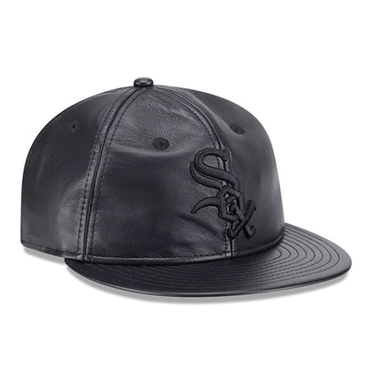 This is a Chicago White Sox Genuine Leather Black Retro Crown 9FIFTY Strapback Cap 4