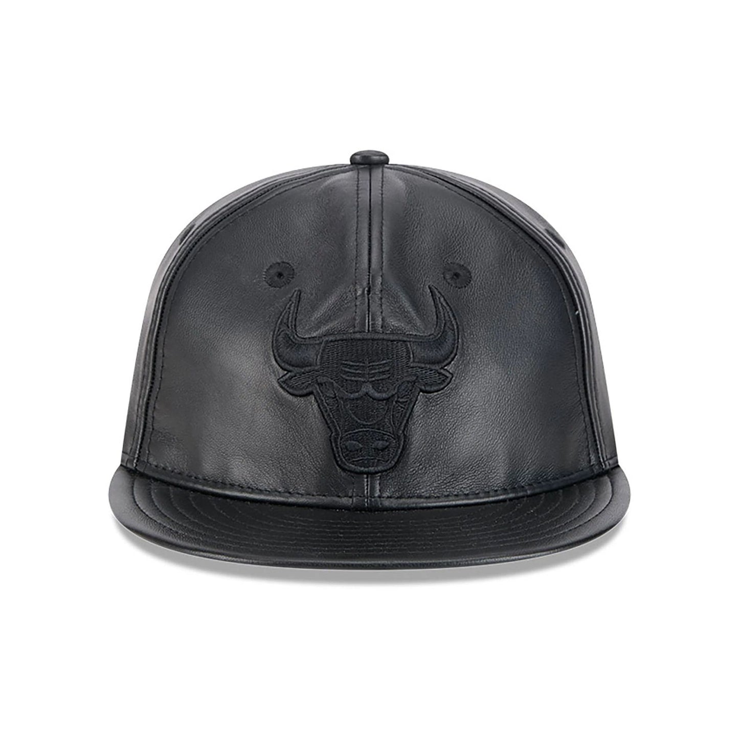 This is a Chicago Bulls Genuine Leather Black Retro Crown 9FIFTY Strapback Cap 3