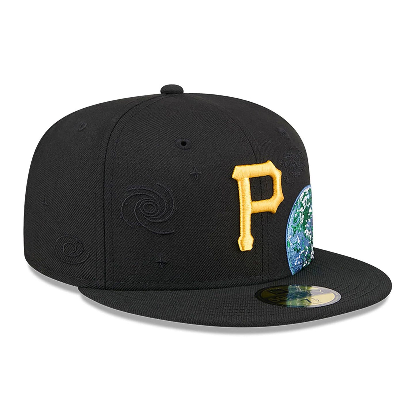 This is a Pittsburgh Pirates Global Black 59FIFTY Fitted Cap 4