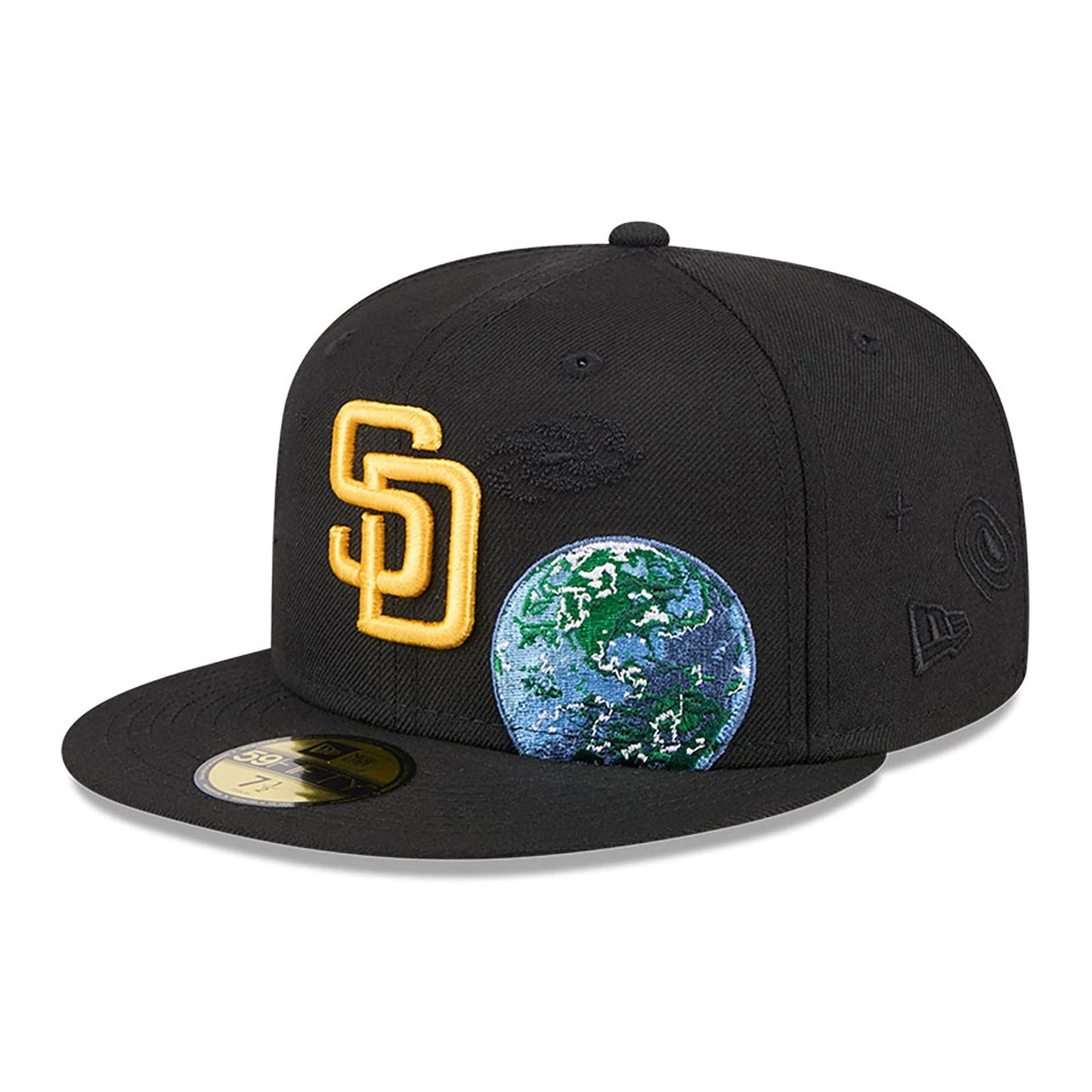 This is a San Diego Padres Global Black 59FIFTY Fitted Cap 1