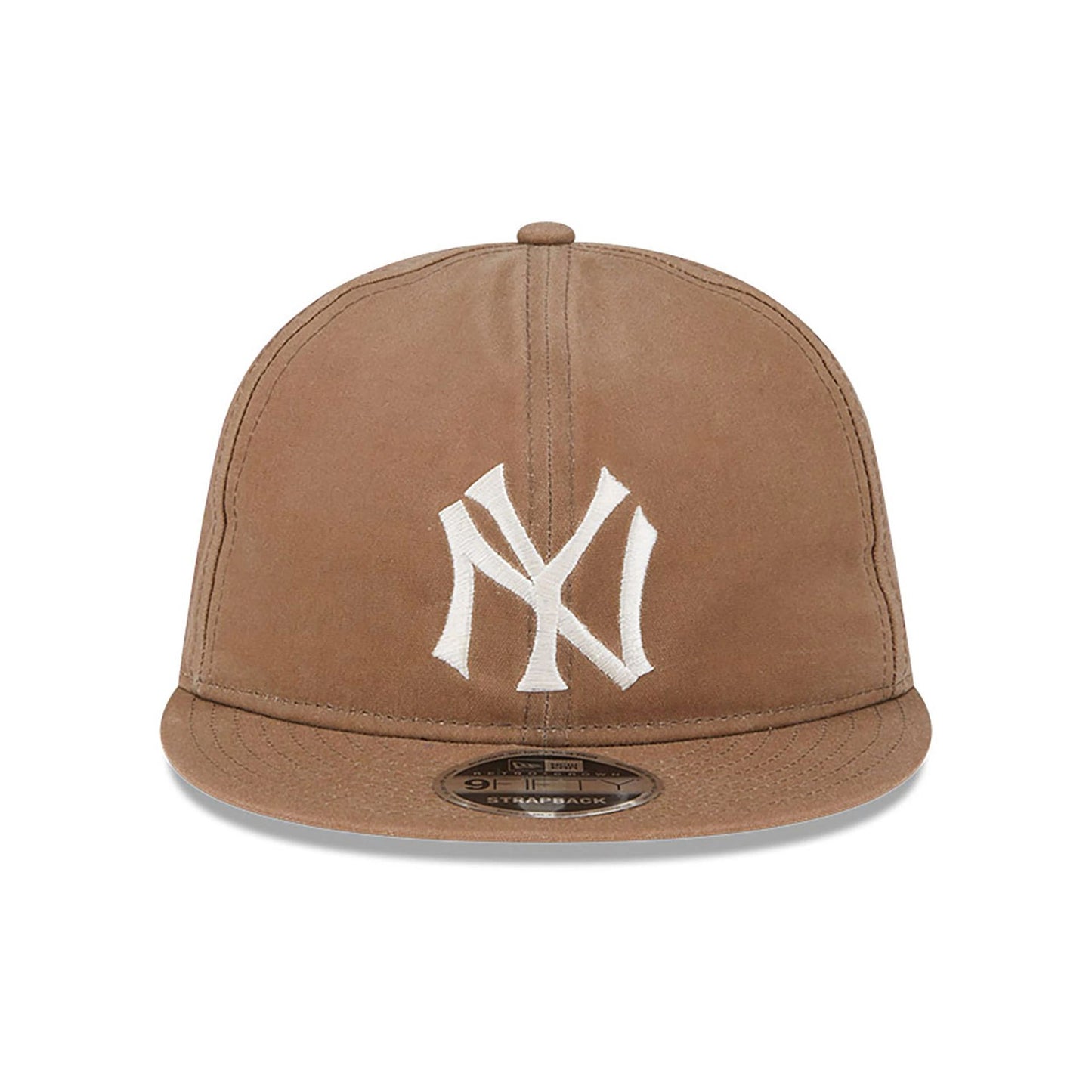 This is a New York Yankees Waxed Canvas Beige Retro Crown 9FIFTY Strapback Cap 2