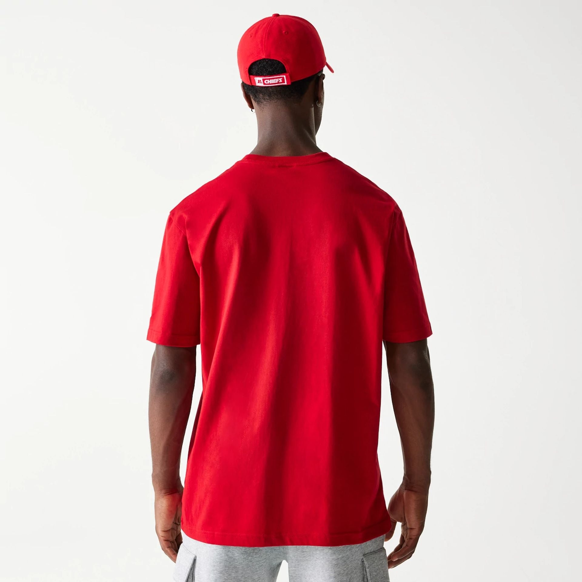 The Male model is wearing Kansas City Chiefs Sport Classic Red T-Shirt 2