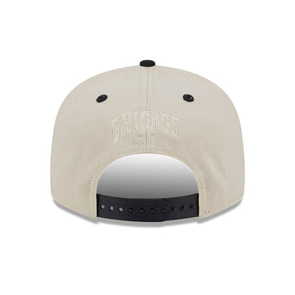 This is a Chicago Bulls Team Art Beige 9FIFTY Snapback Cap 5