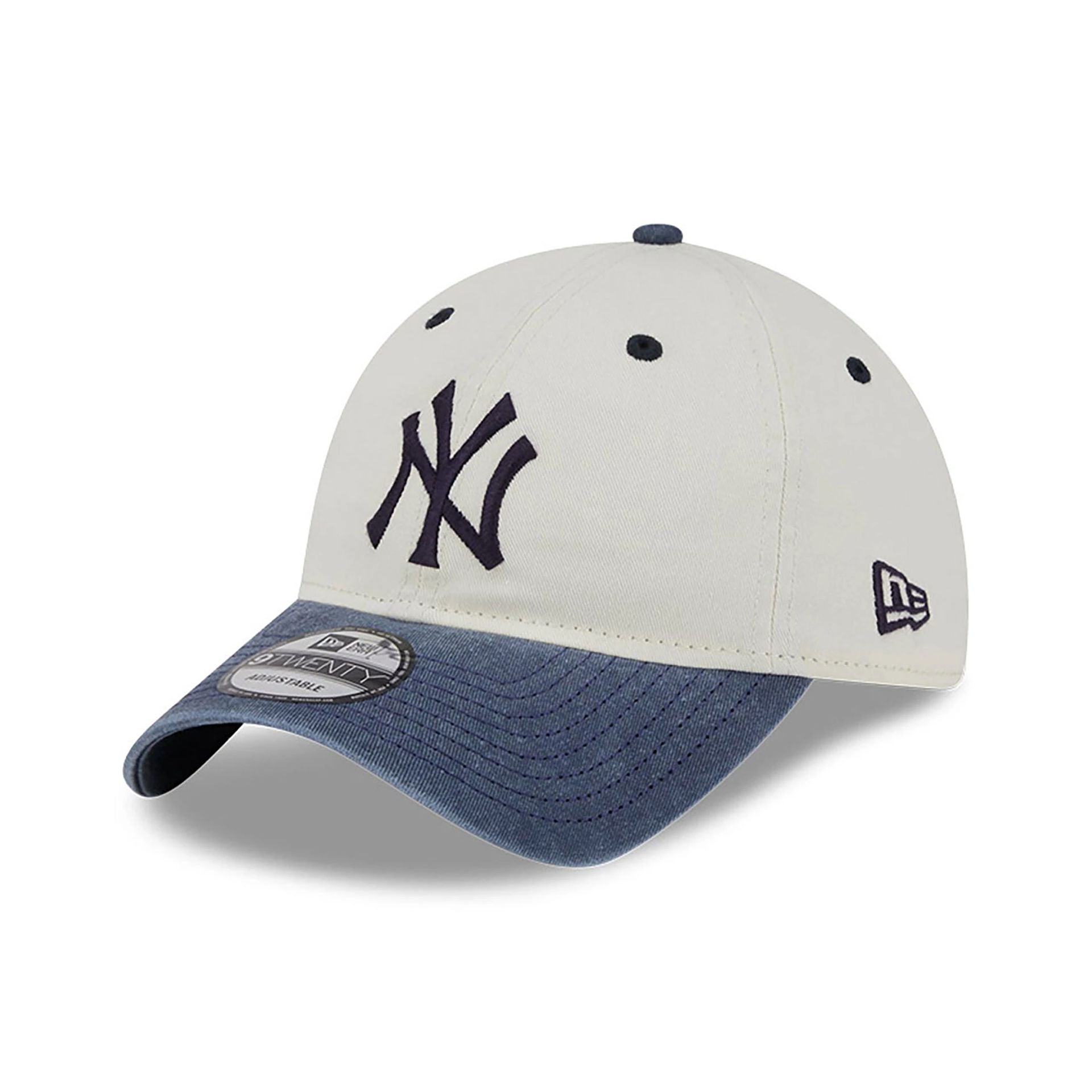 This is a New York Yankees Classic Sidescript White 9TWENTY Adjustable Cap 3