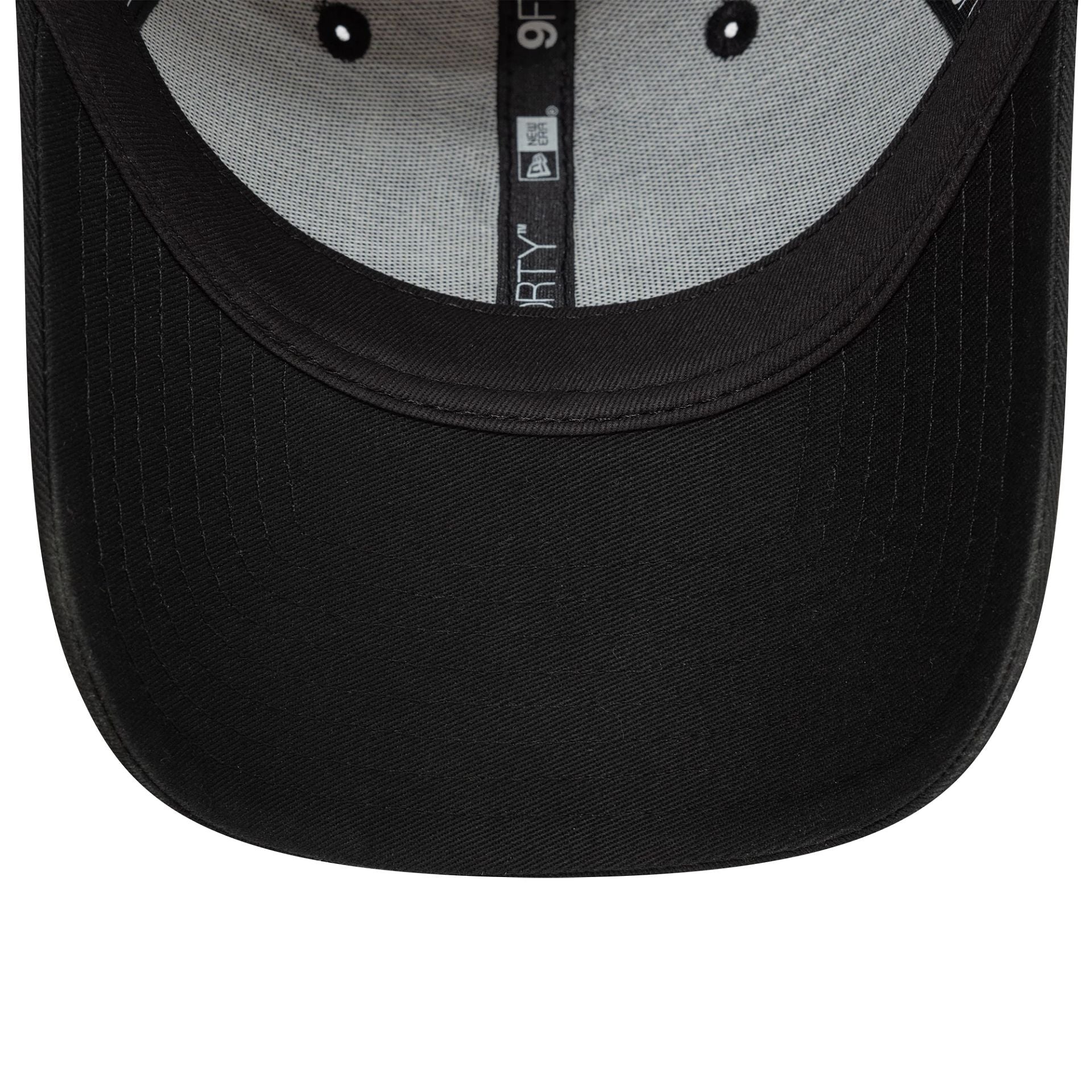 This is a Newcastle United FC Core Black 9FORTY Adjustable Cap 7