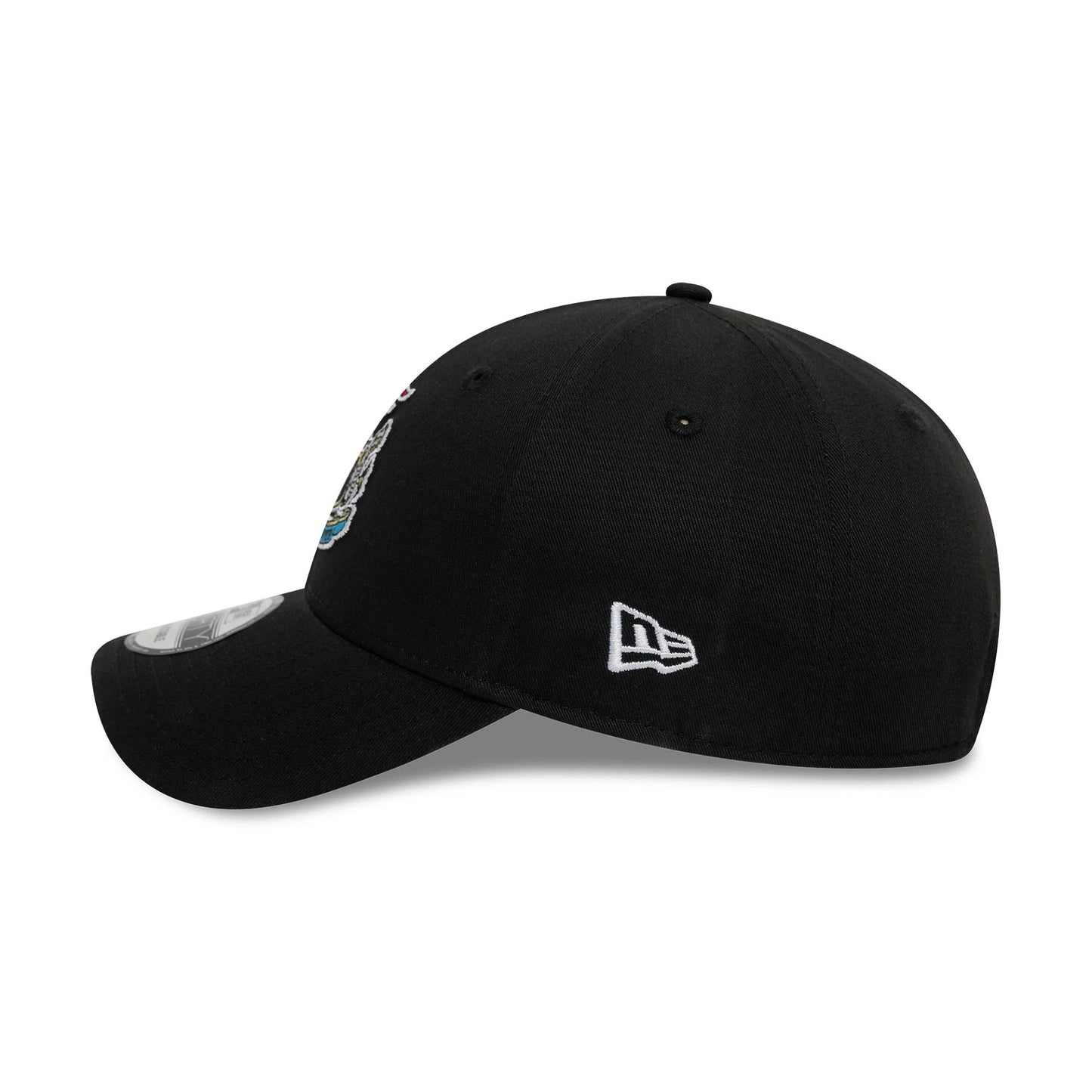 This is a Newcastle United FC Core Black 9FORTY Adjustable Cap 4