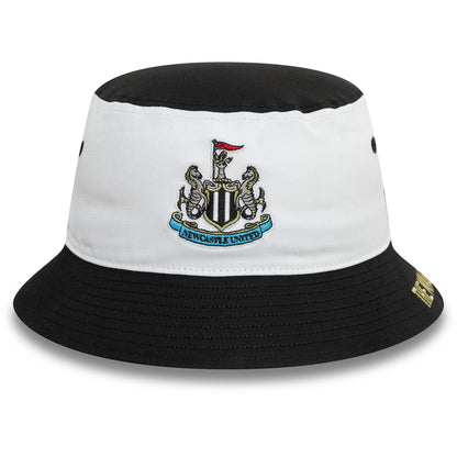 This is a Newcastle United FC 95 Retro Black Bucket Hat 5