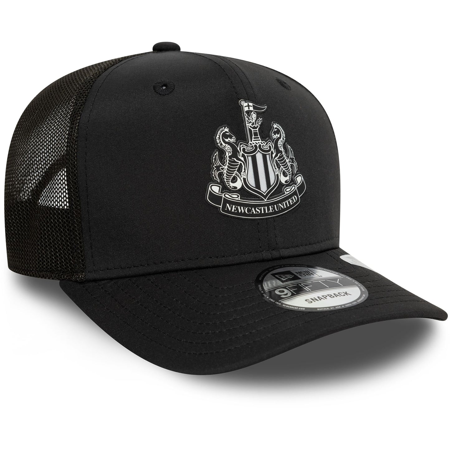 This is a Newcastle United FC Monochrome Black 9FIFTY Stretch Snap Adjustable Cap 1