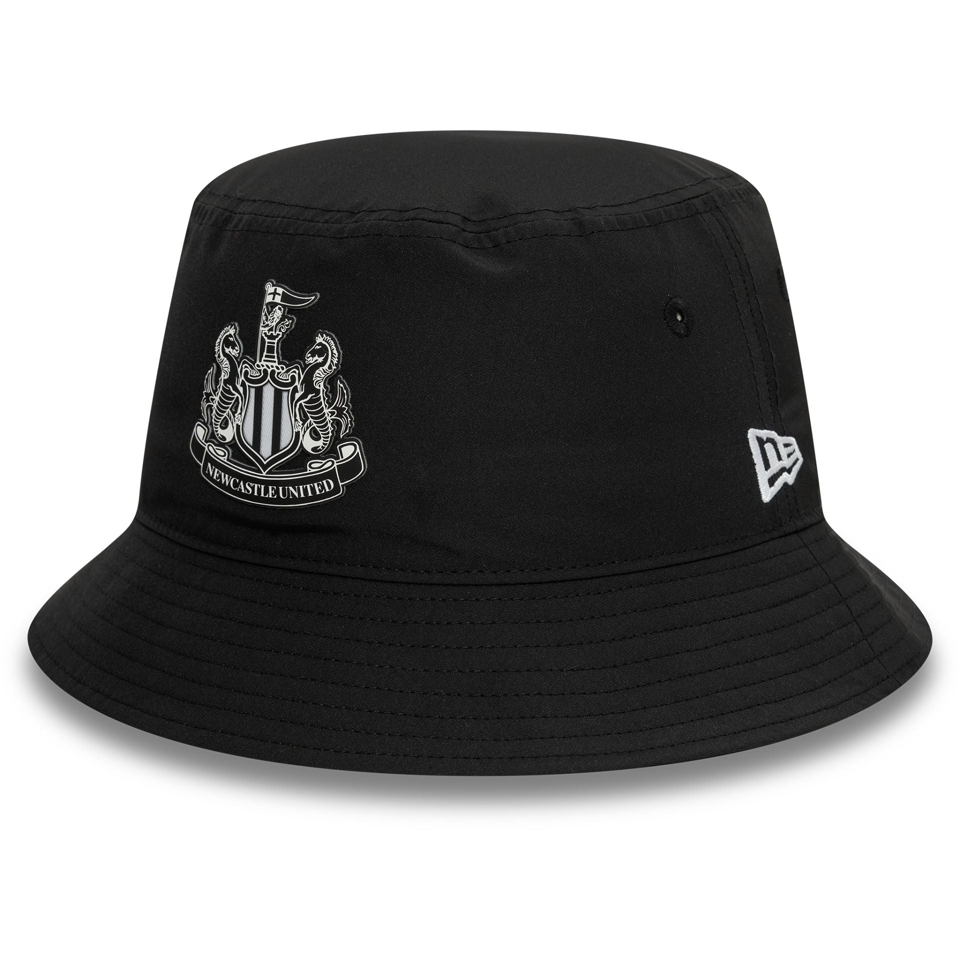 This is a Newcastle United FC Monochrome Black Bucket Hat 1