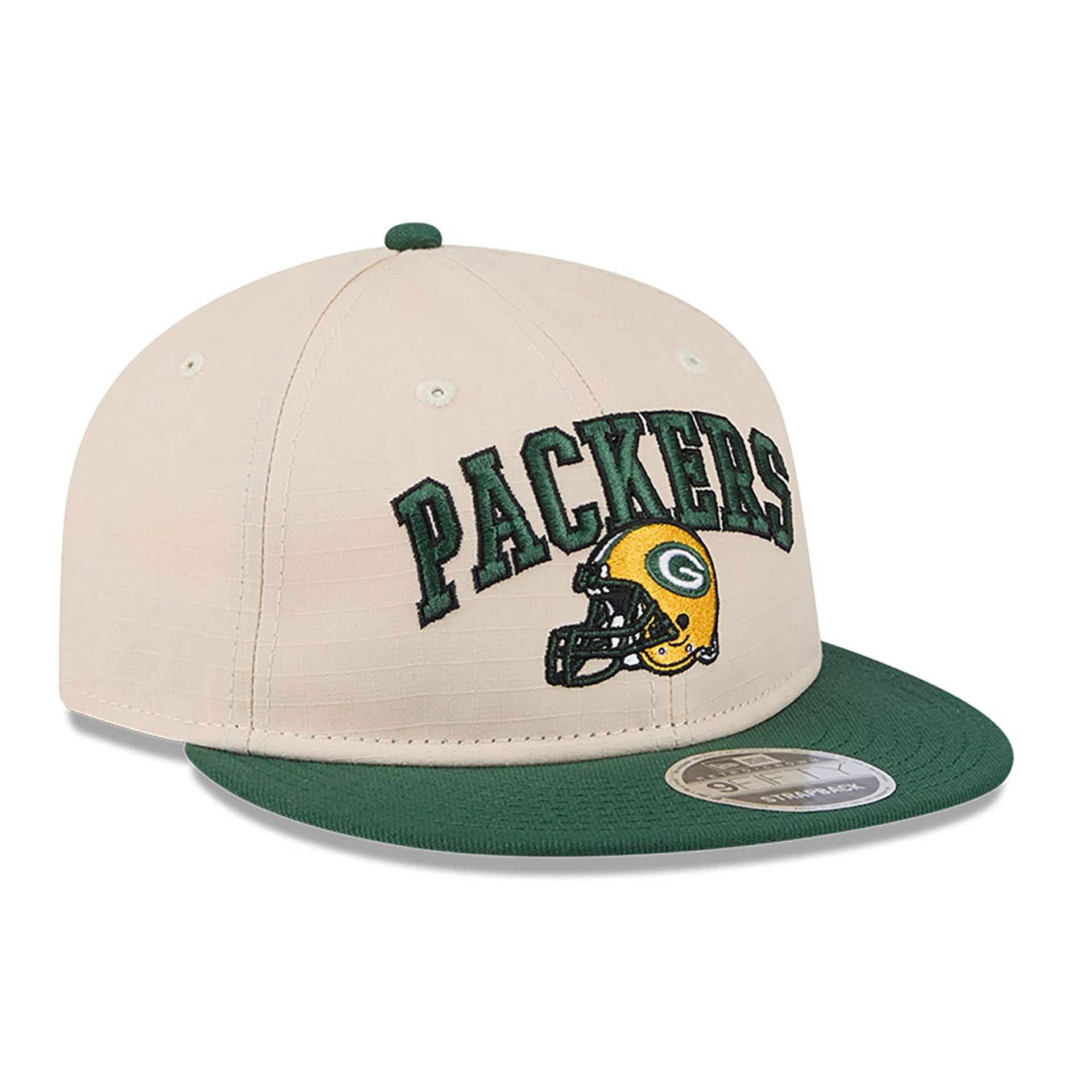 This is a Green Bay Packers Historic Helmet Beige Retro Crown 9FIFTY Snapback Cap 4