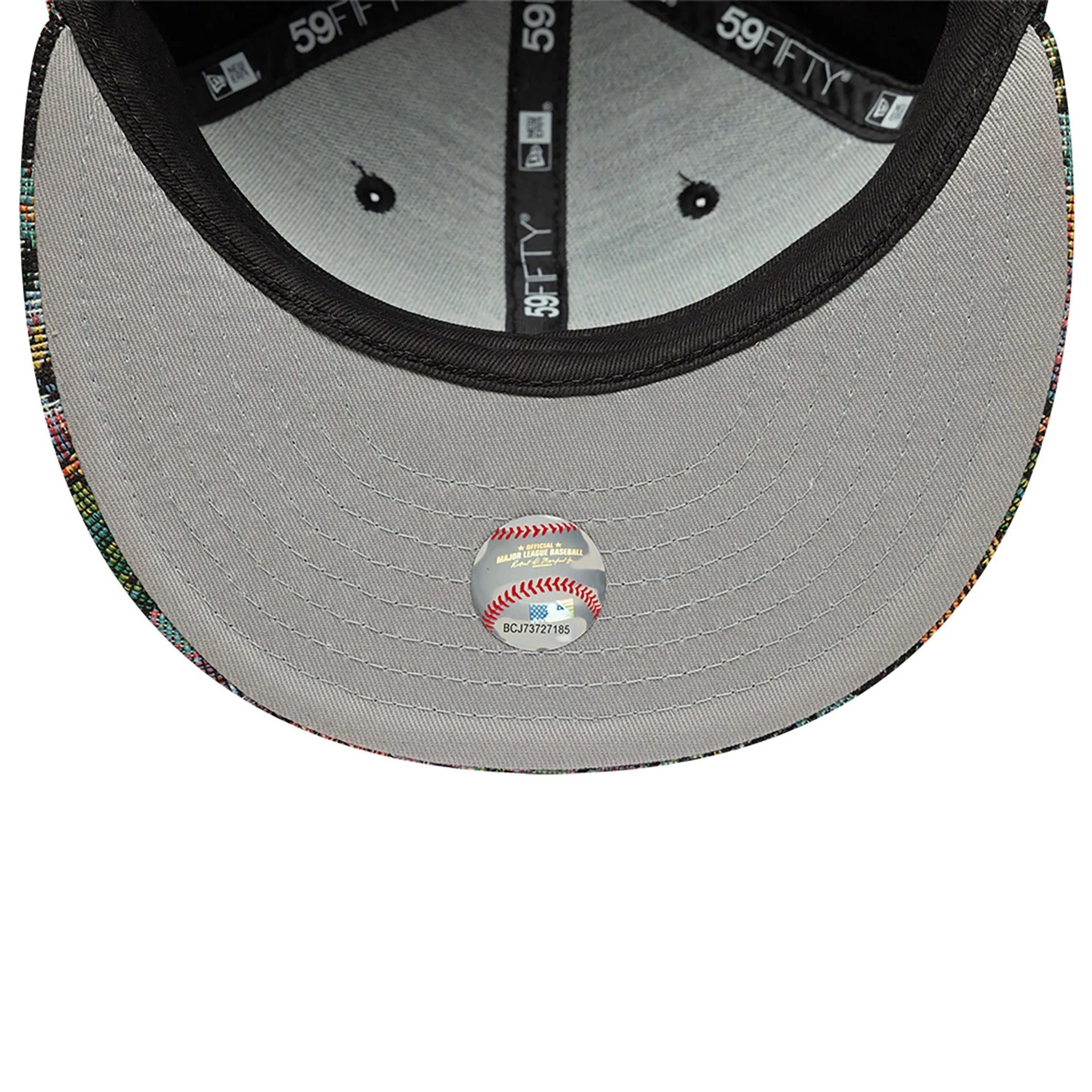 This is a Chicago Cubs Jacquard Patterns All Over Print Black 59FIFTY Fitted Cap 2