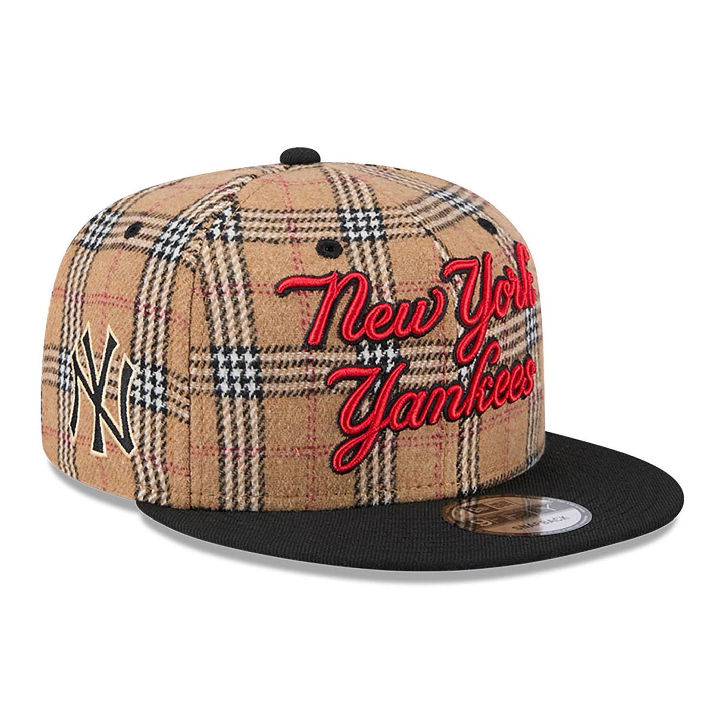 This is a New York Yankees Tan Tartan Beige 9FIFTY Snapback Cap 1