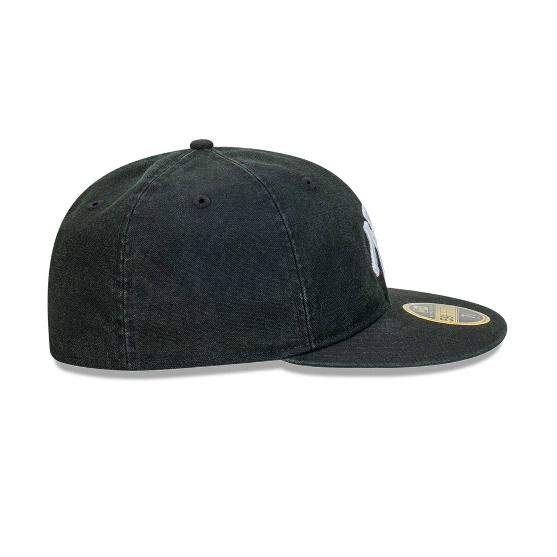 This is a New York Yankees Snow Washed Canvas Black Retro Crown 59FIFTY Fitted Cap 5