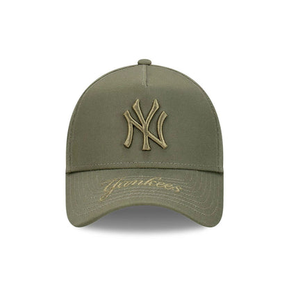 This is a New York Yankees Tonal Green 9FORTY A-Frame Adjustable Cap 2