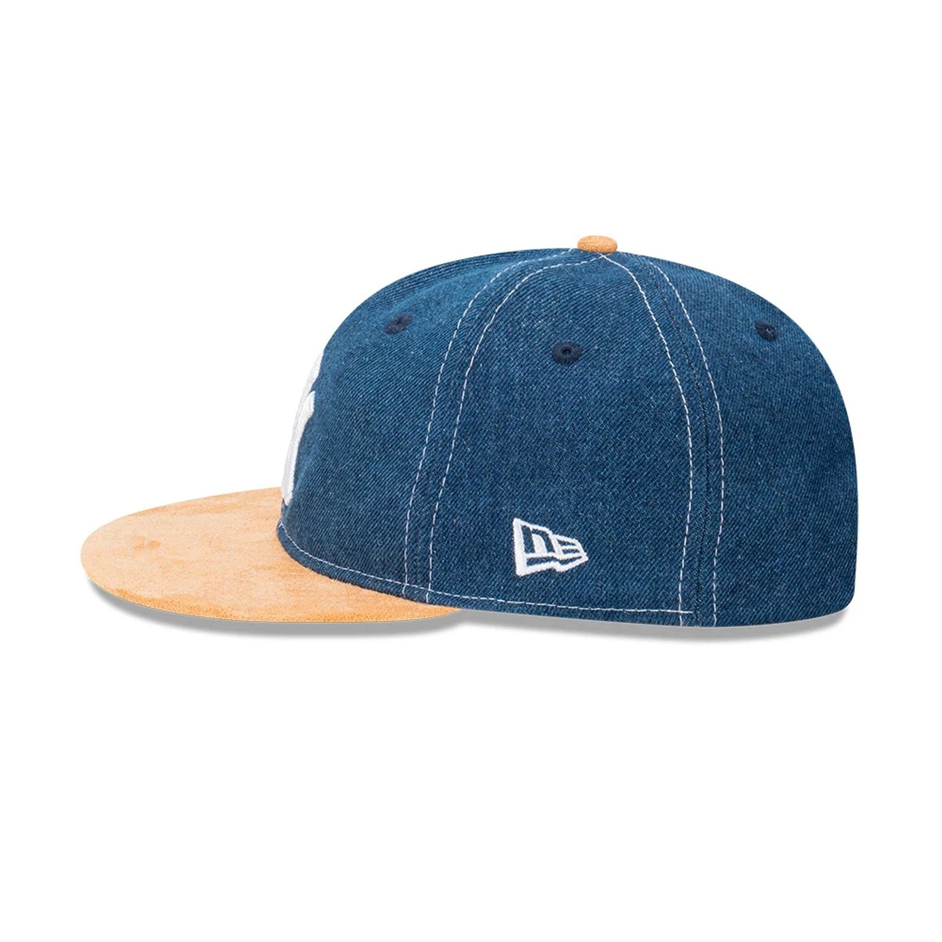 This is a New York Yankees Denim Suede Blue Retro Crown 9FIFTY Snapback Adjustable Cap 7