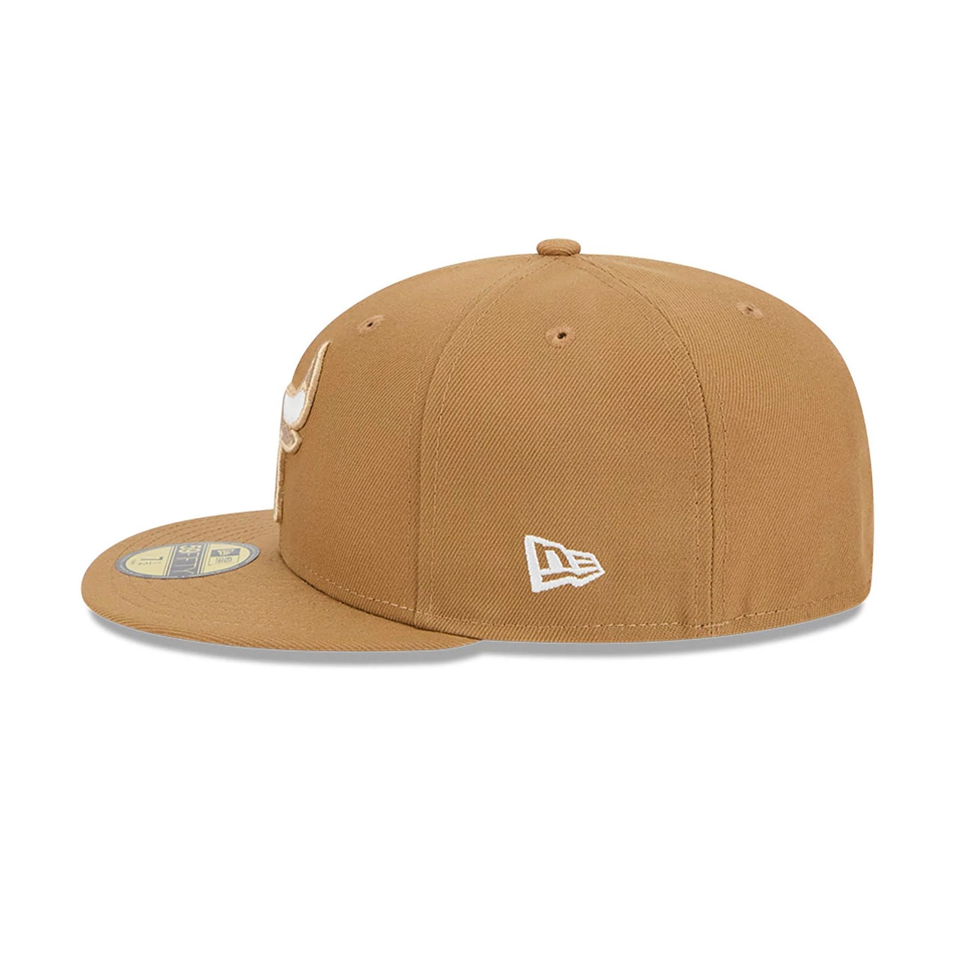 This is a Chicago Bulls NBA City Edition Dark Beige 59FIFTY Fitted Cap 7