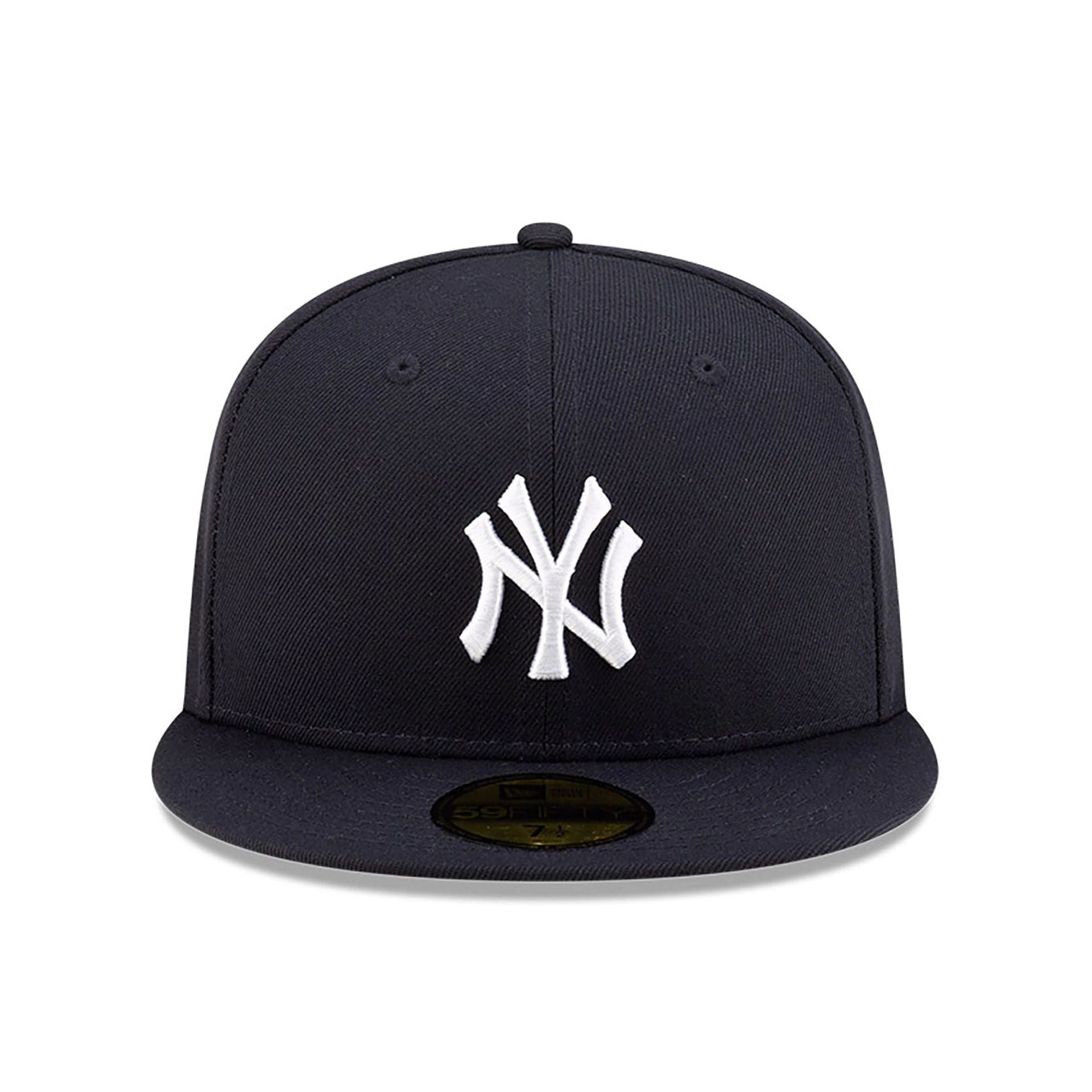 This is a New York Yankees OVO x MLB 2024 Navy 59FIFTY Fitted Cap 3