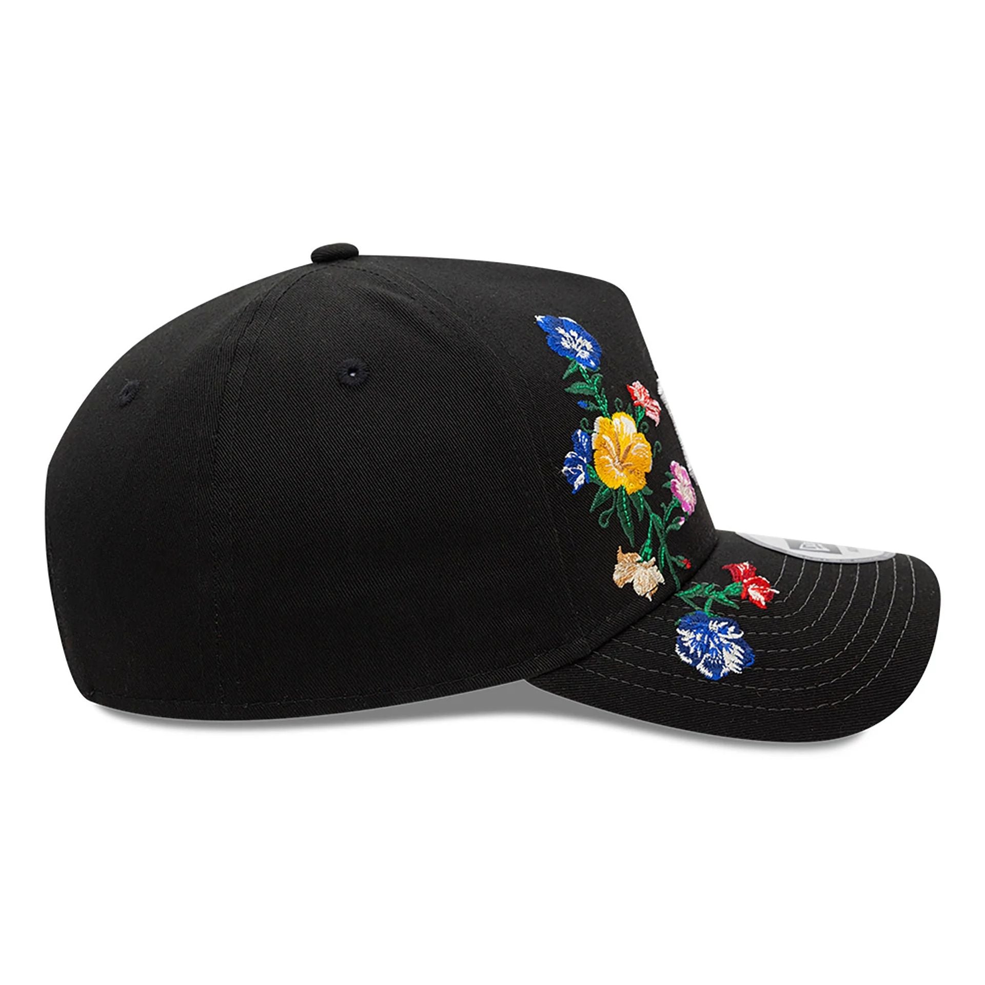 This is a New York Yankees Floral Front Black 9FORTY E-Frame Adjustable Cap 6